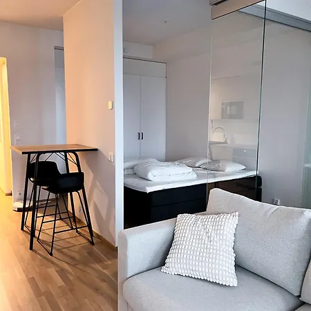 Apartmán Upouusi Luksusasunto! / Areena / Juna-asema /4hloe Tampere