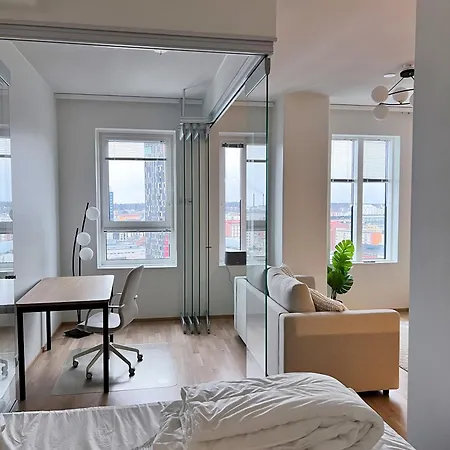 Apartmán Upouusi Luksusasunto! / Areena / Juna-asema /4hloe